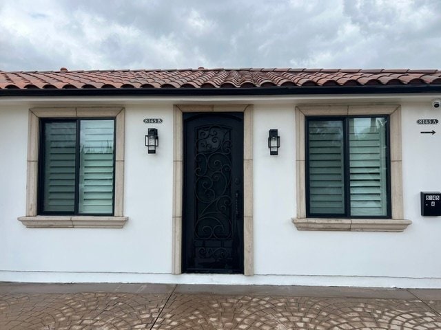 Building Photo - 8145 Valdina Dr