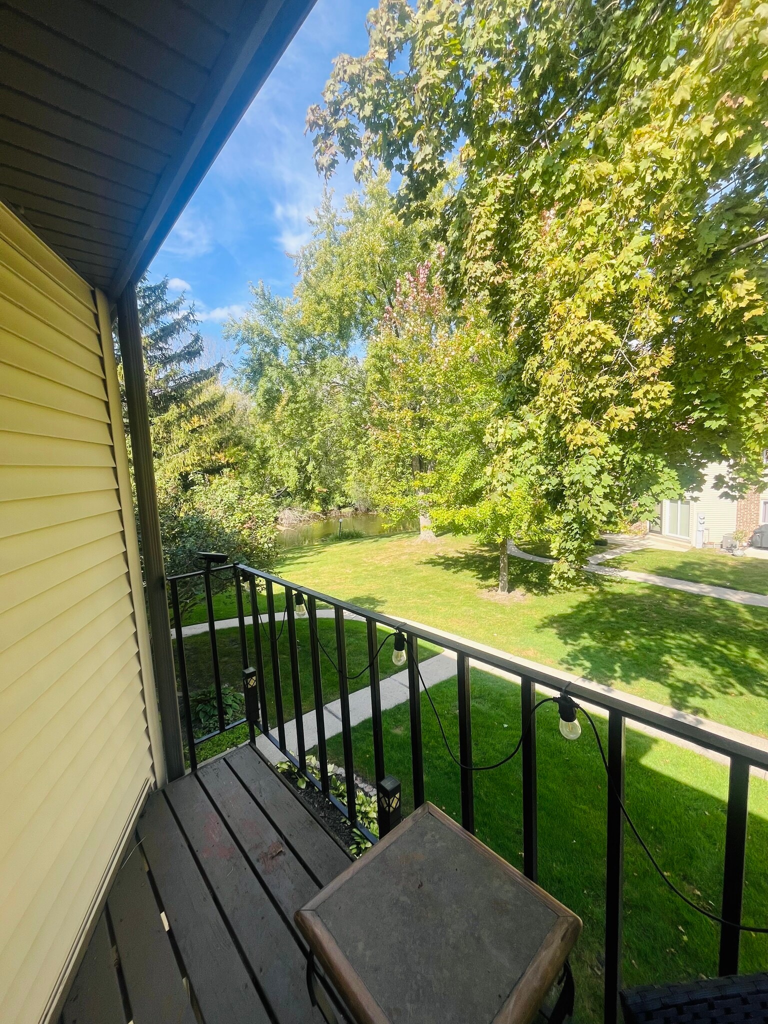 Building Photo - W170N11495 Armada Dr