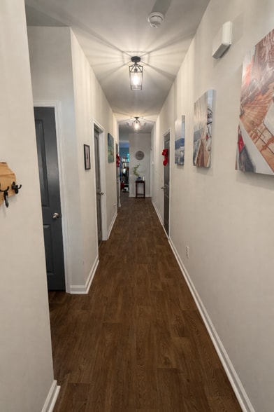 Building Photo - 329 Feldspar Ln