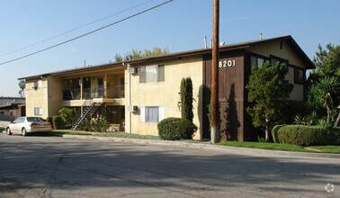 Building Photo - 8201 Wyngate St