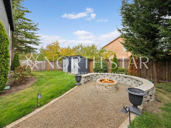 Building Photo - Tuscan Hills Traditional in Happy Valley