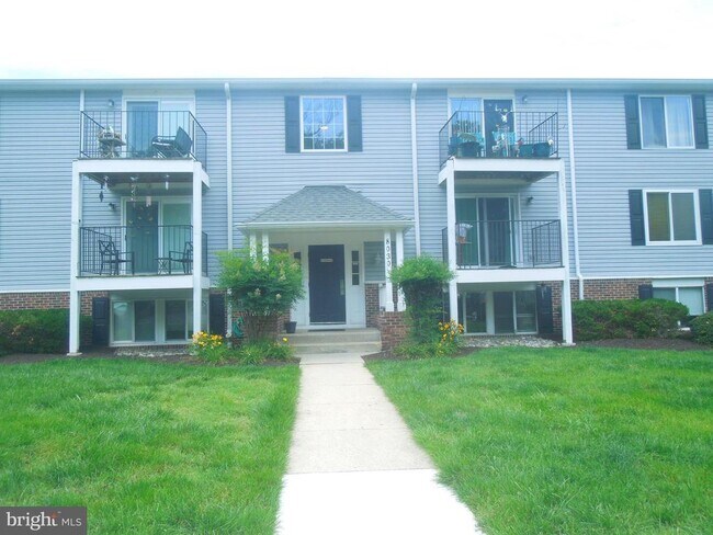 Building Photo - 8030 Abbey Ct