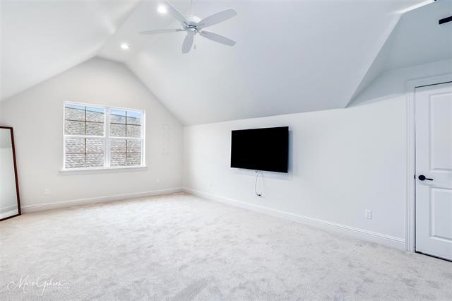 Building Photo - 2112 Old Grove Cir