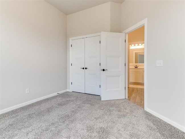 Building Photo - 2817 Bens Cir