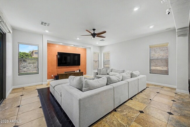 Building Photo - 2316 W Villa Cassandra Dr