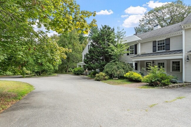 Building Photo - 251A Old Billerica Rd