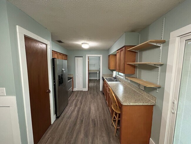 Building Photo - 13904 NW 142 Pl