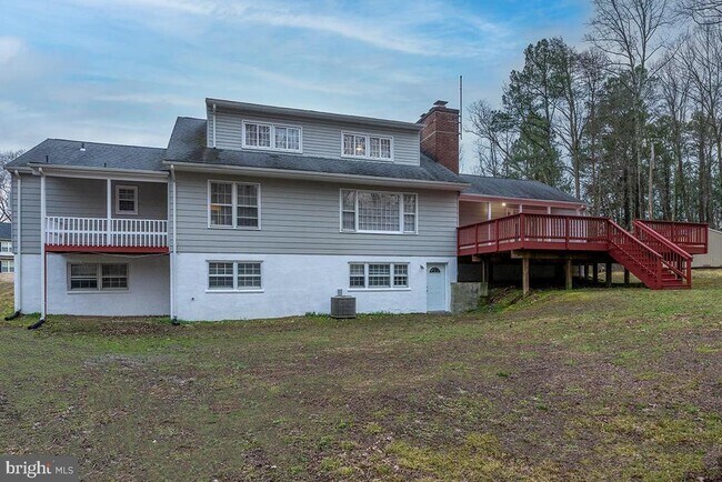 Building Photo - 5035 Timberwood Trail