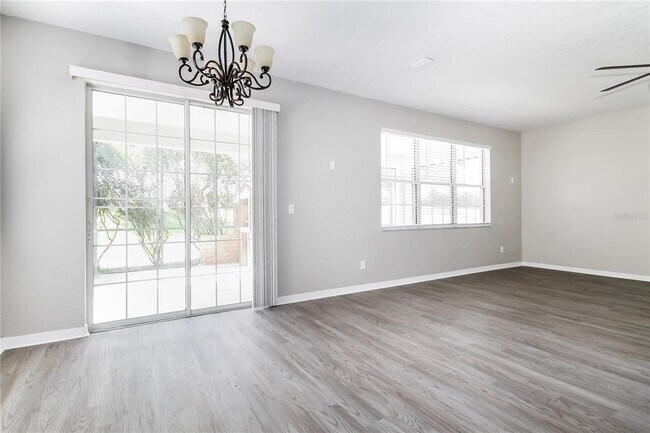 Building Photo - 7412 Bridgeview Dr