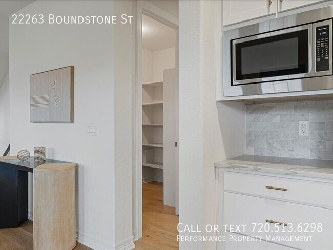 Building Photo - 22263 Boundstone St