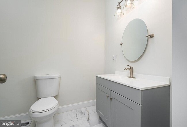 Building Photo - 71X Dolphin St