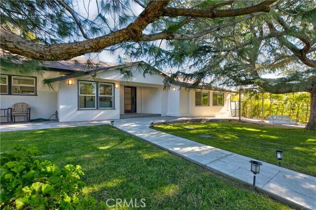 Building Photo - 11568 Newcastle Ave