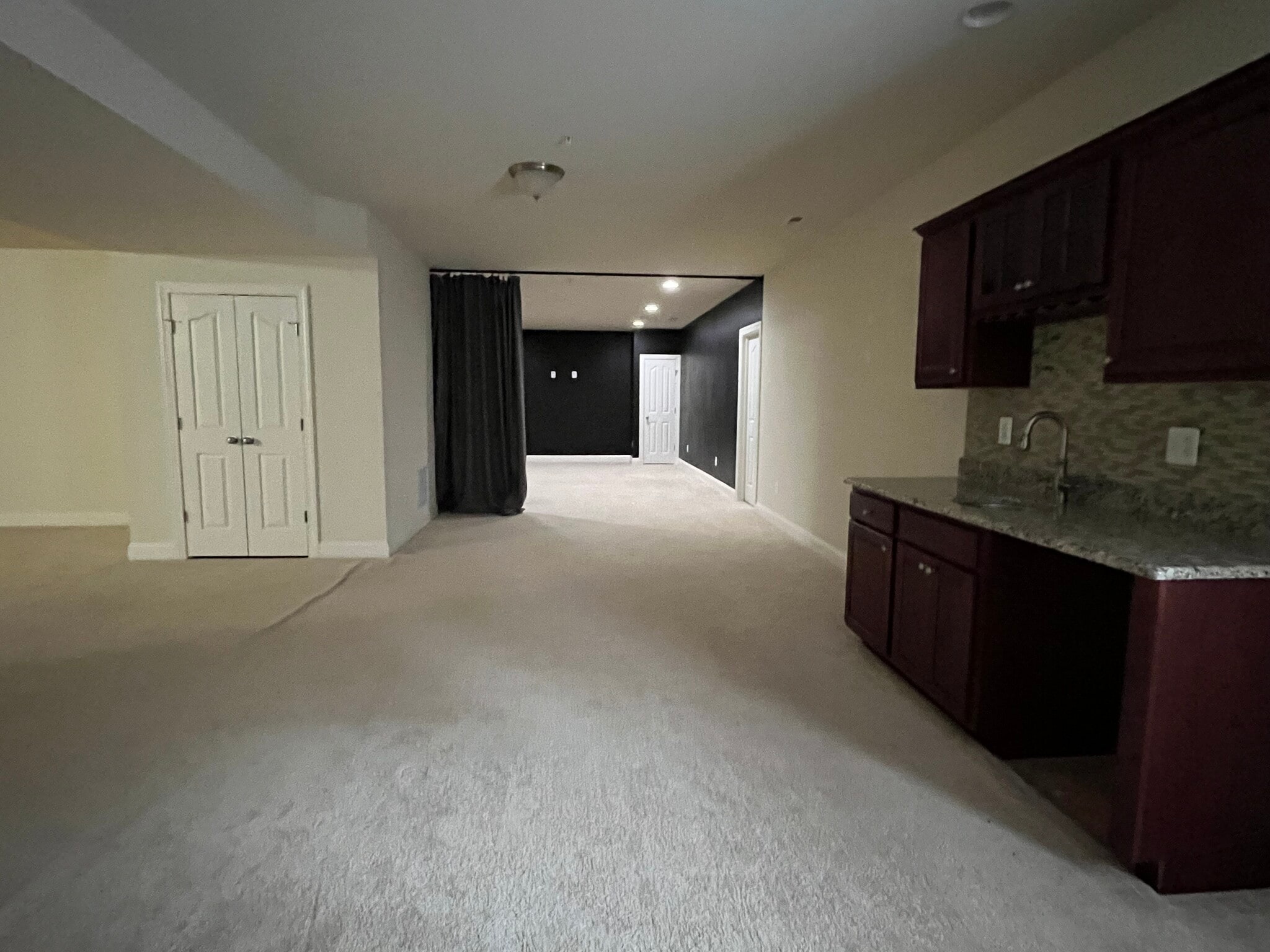 Building Photo - 46841 Shelton Dr