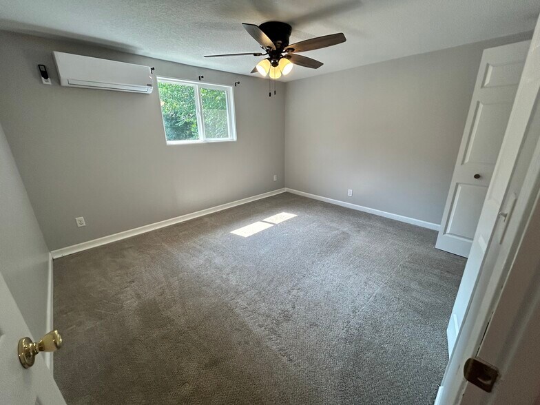 Building Photo - 2271 S Cost a Plenty Rd