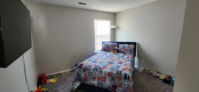 Building Photo - 1113 Waverly Pl Dr