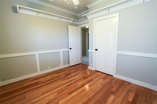 Building Photo - 15120 Plowshare Dr