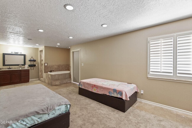 Building Photo - 8614 Holmsley Trail