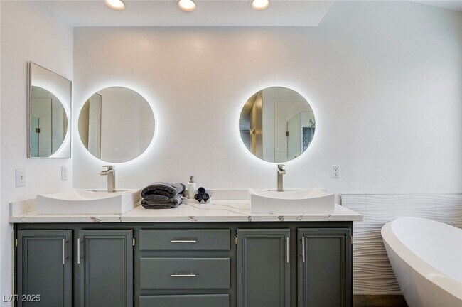 Building Photo - 3751 Morning Canyon Ct