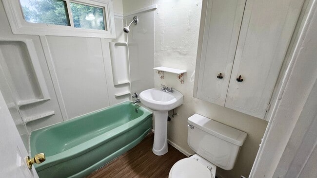 Building Photo - Charming 3/1 in Midwest City-Remodeled