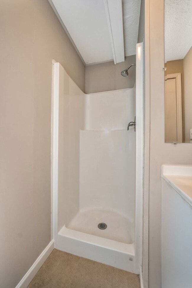 Building Photo - Charming 3-Bedroom Home in Bessemer – Act Fast!