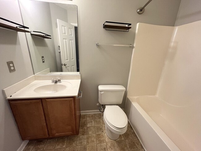 Building Photo - Great townhouse for rent in Murfreesboro!