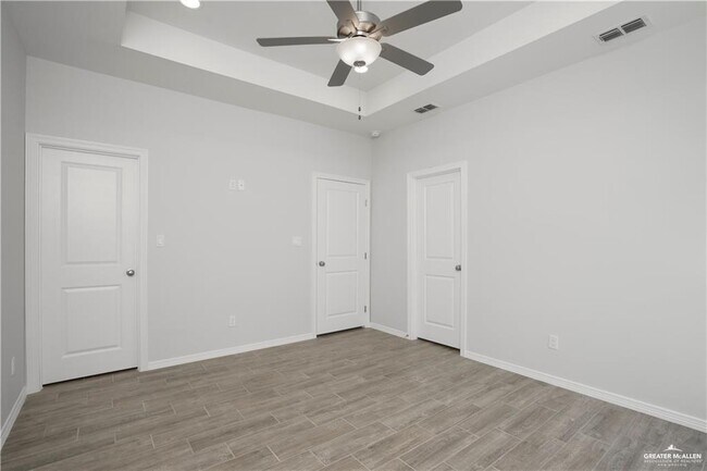 Building Photo - 33 Puffin Ave