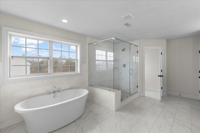 Building Photo - 8 Katie Dr