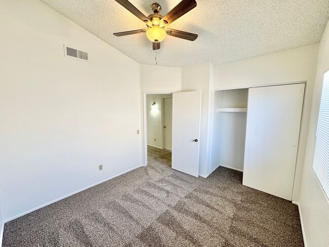 Building Photo - 2 Bedroom/2 Bath Home! Has Backyard, One Car Garage, NO HOA!