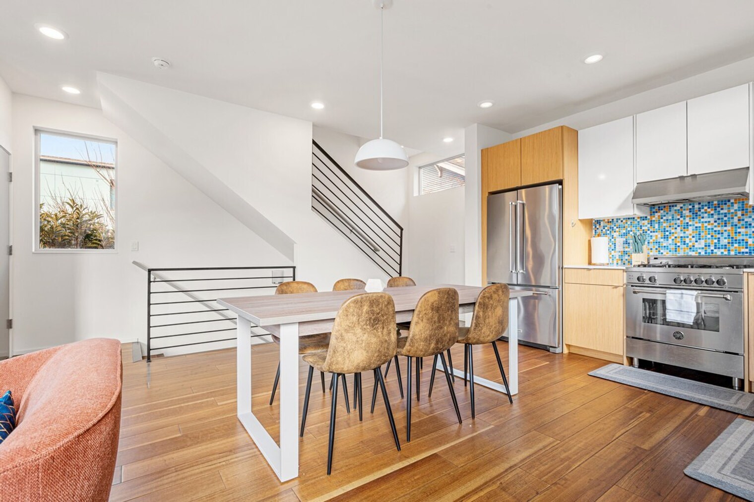 Building Photo - 2214 E Terrace St