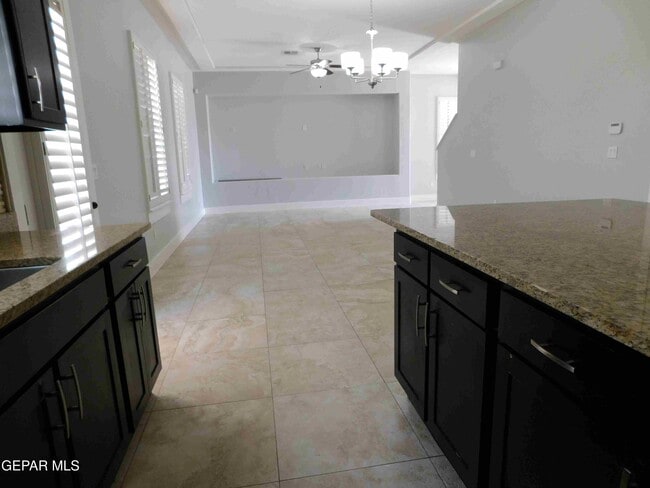 Building Photo - 13025 Birds View Cir