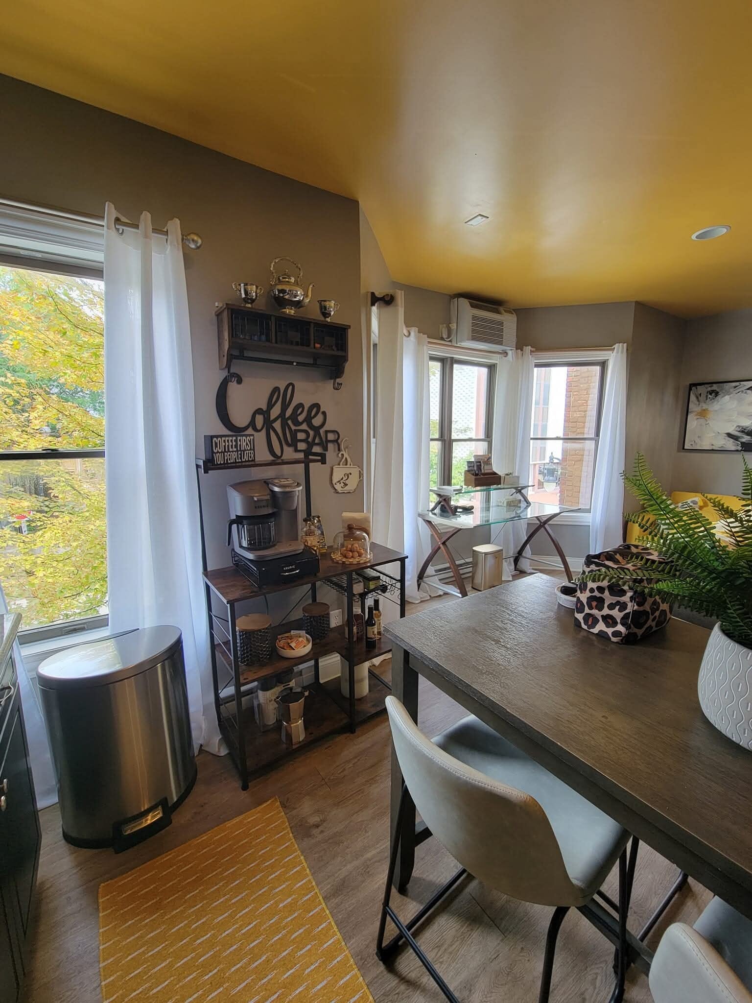 Building Photo - 132 N 3rd St