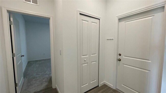 Building Photo - 2367 White Cedar Wy