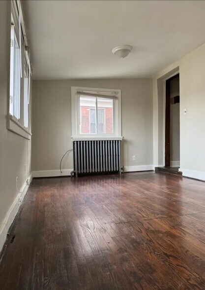 Building Photo - 4848 Commonwealth St