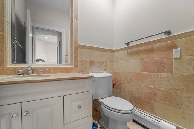 Building Photo - 1 Euclid Rd