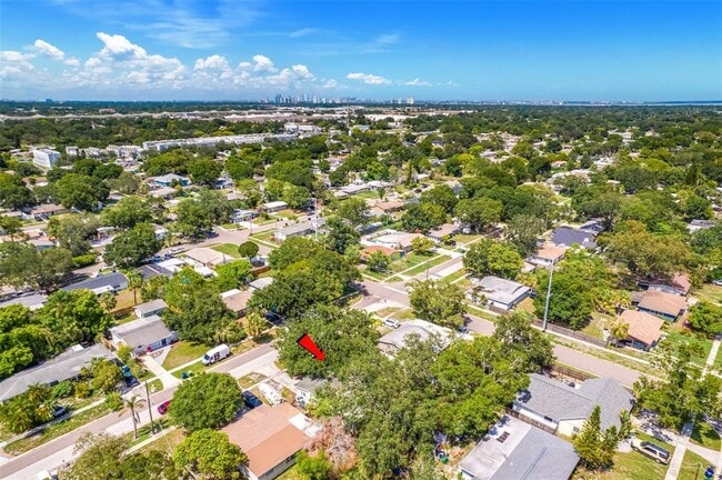 Building Photo - 4704 W Wyoming Ave