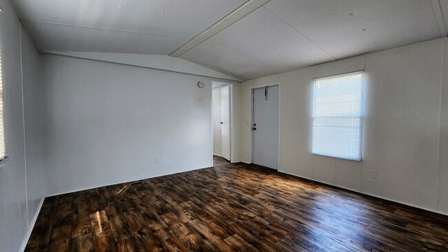 Building Photo - 132 Littleton St