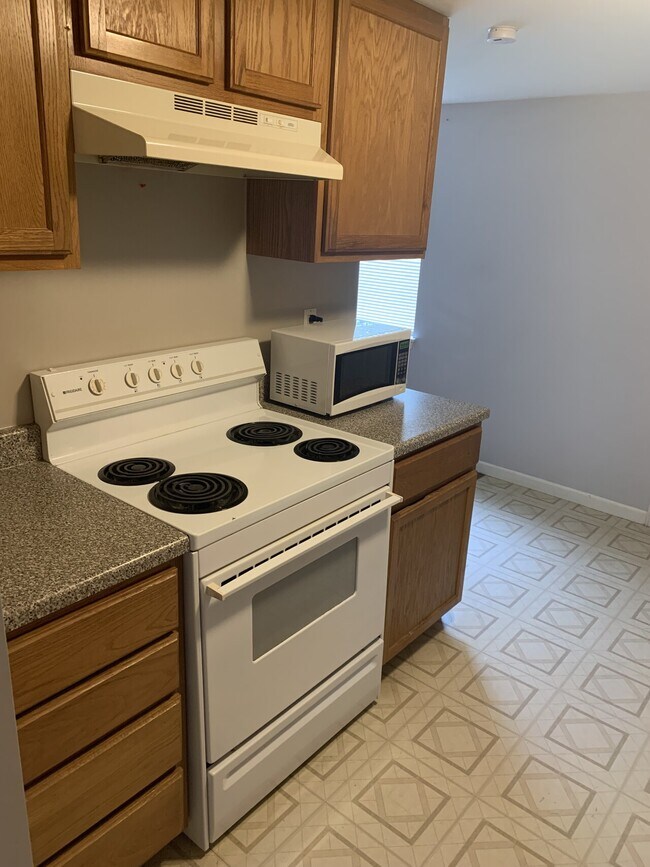 Building Photo - North