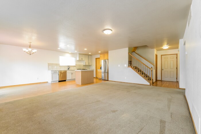 Building Photo - 3690 E 92nd Pl