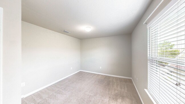 Building Photo - We are offering a November move-in special...