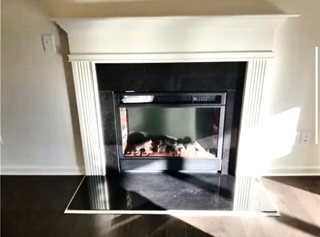 Building Photo - 2705 Kemp Ct