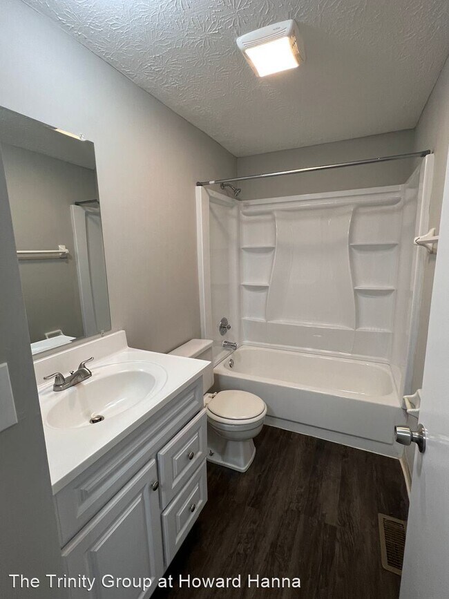 Building Photo - 2 br, 1.5 bath House - 5340 Shiloh Drive