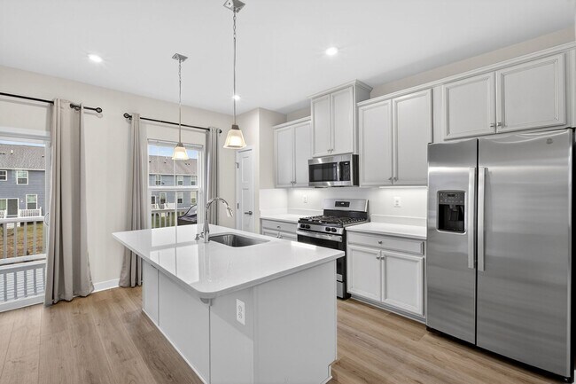 Building Photo - Baker Farm Beauty - Showings TBD