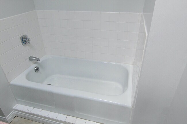 Building Photo - 1403 Butler Ave