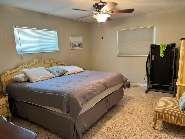 Building Photo - 6month Min. Gulfport High & Dry Home