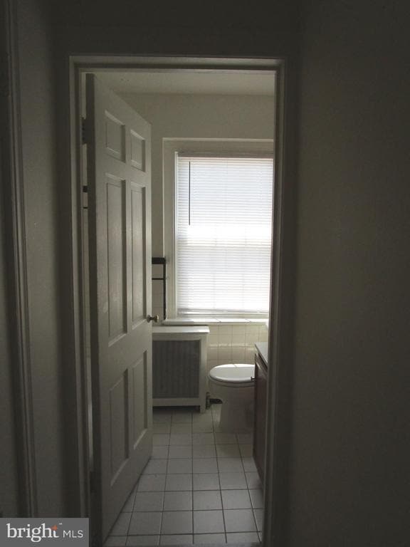 Building Photo - 385 E King St