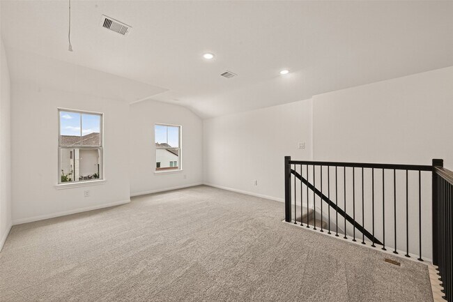 Building Photo - 7327 Blue Gentiana Ln