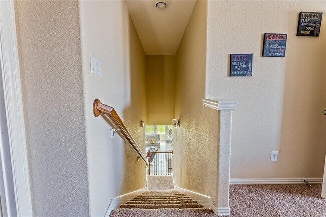 Building Photo - 6811 Peach Mill Ln