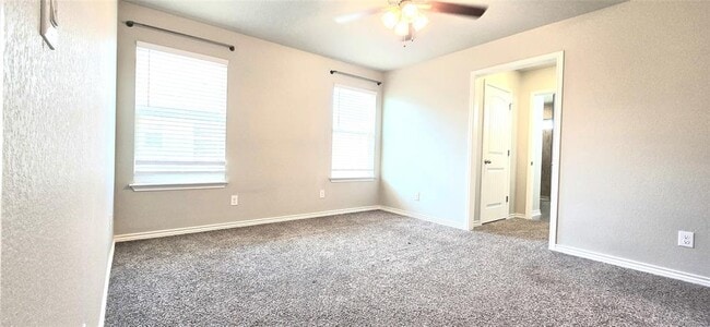 Building Photo - 136 Mike Warner Dr