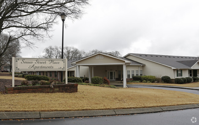 Primary Photo - Snow Street Place Apartments