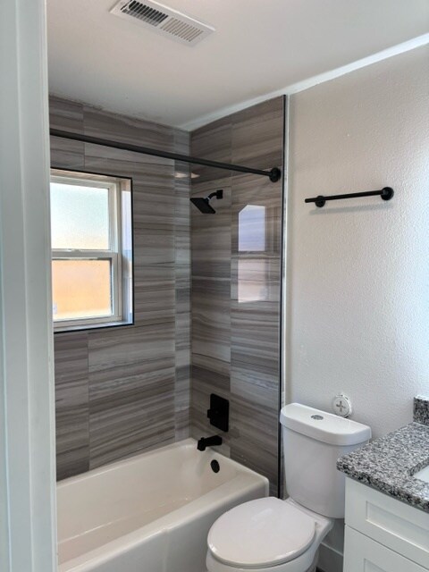 Building Photo - 1724 Kennedy Dr